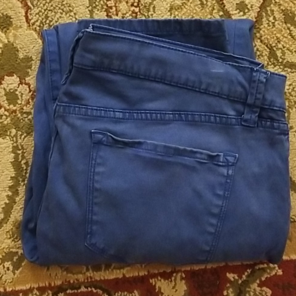 JC Penny Blue Jeans 💟 - Picture 7 of 7
